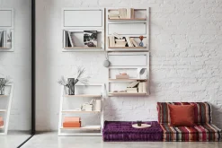 Ambivalenz - Fläpps Leaningshelf - Hylde/Reol - Hvid