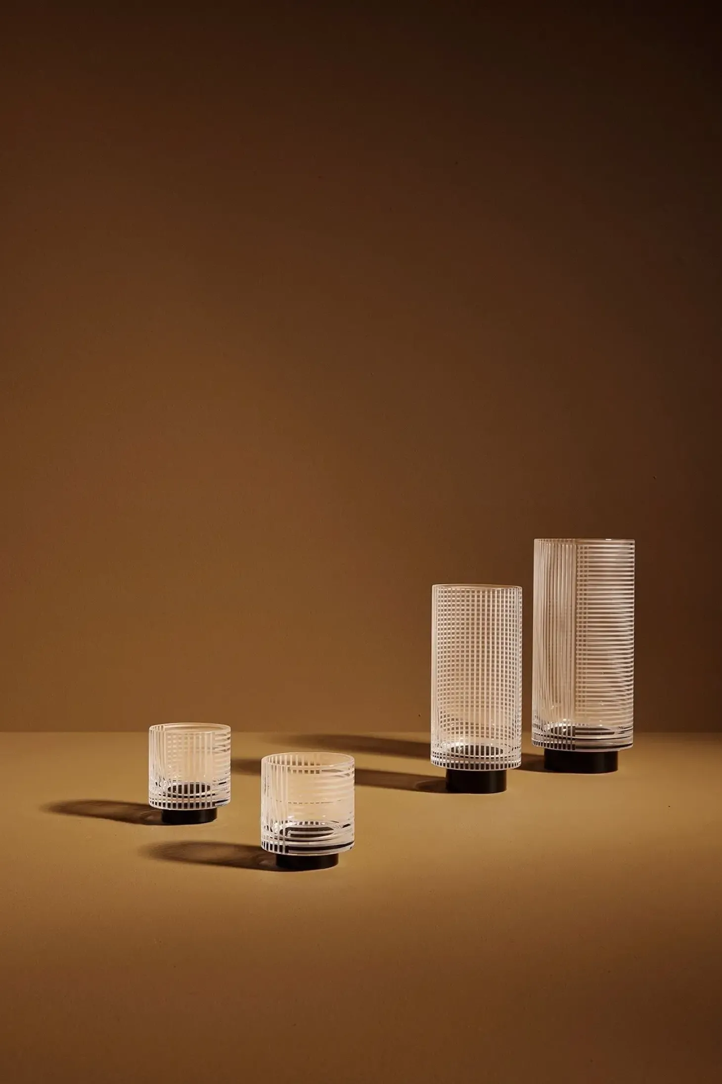 AYTM - "Vitreus" Vase - Stor (H:25,5 cm)