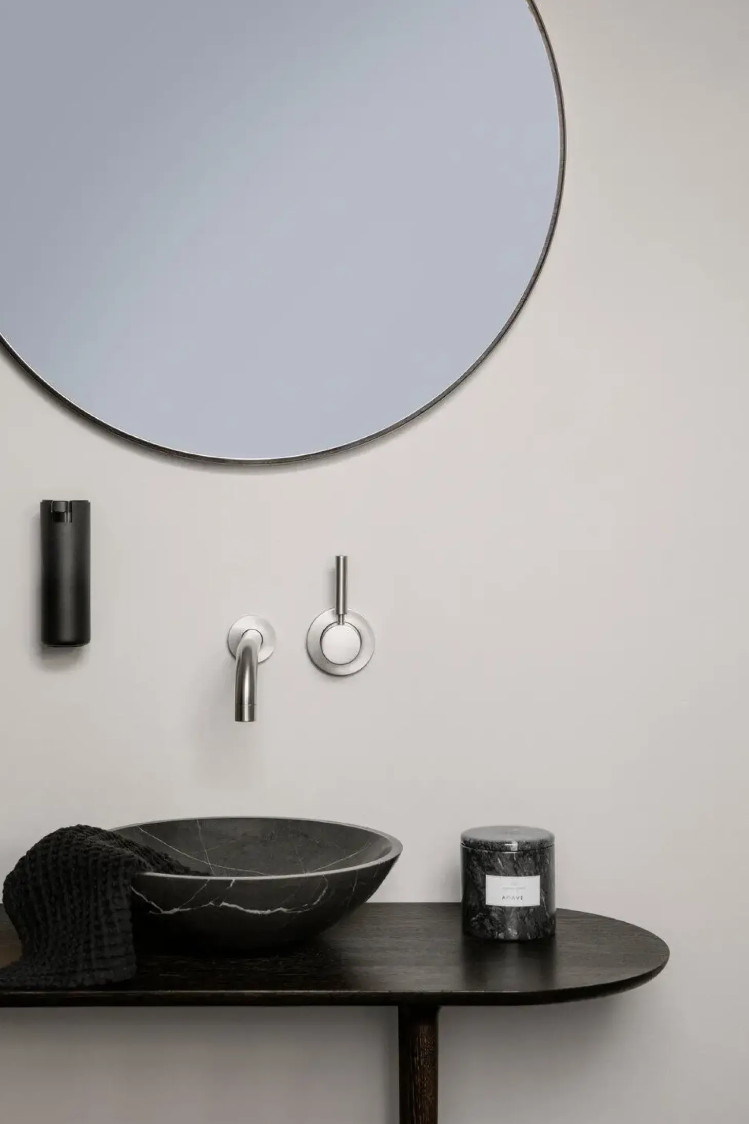 Blomus - Hand Towel - Black - CARO
