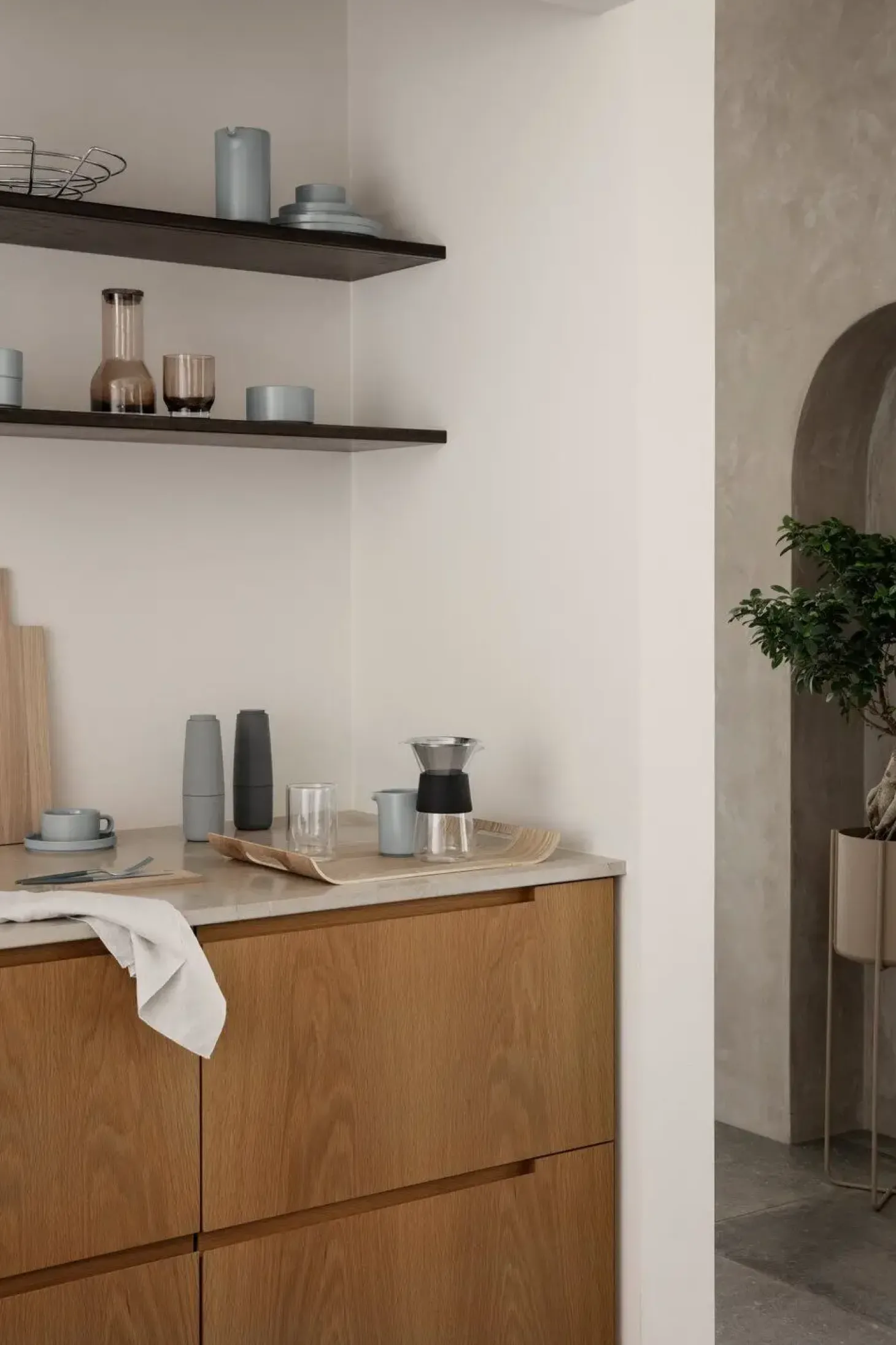 Blomus - Plant Stand - Nomad - KENA