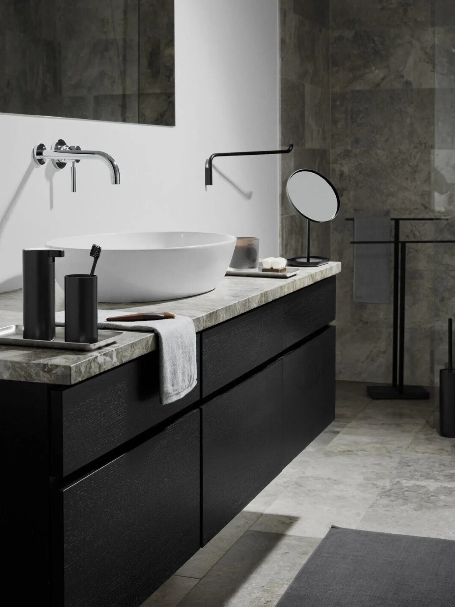 Blomus - Towel stand - polished - MENOTO