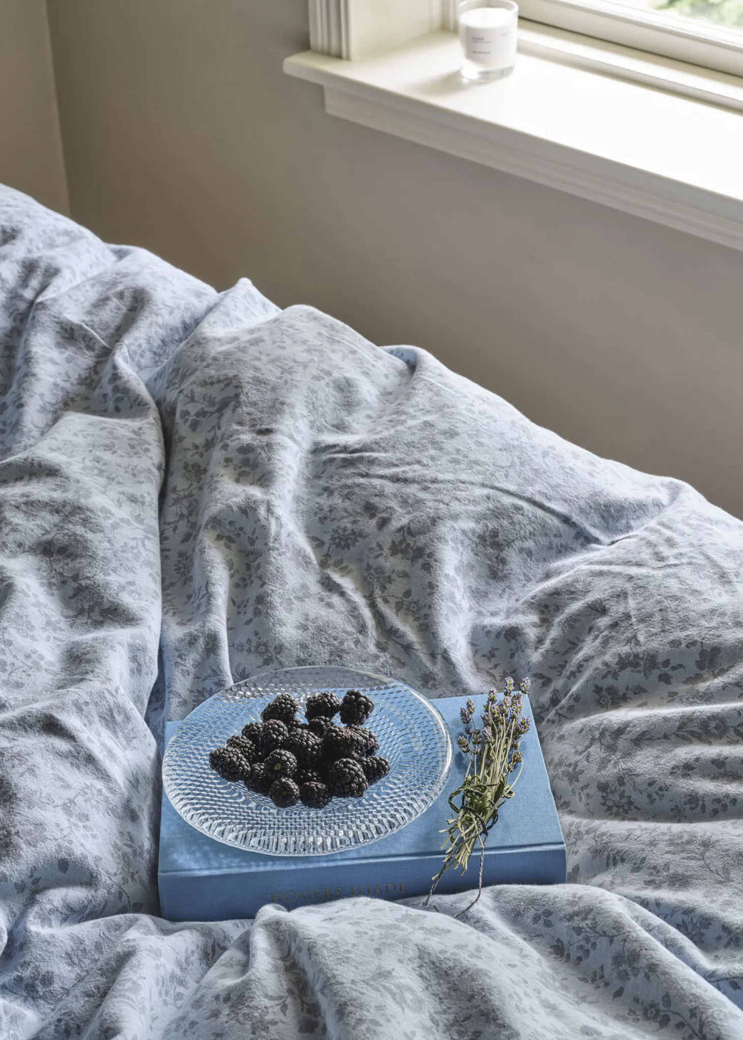 Compliments - Blossom Bed Linen - 140x220/60x63 cm - Dusty blue