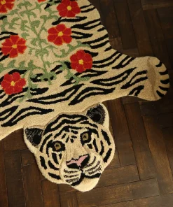 Doing Goods - Floral White Gulvtæppe - Small - 92x62 cm