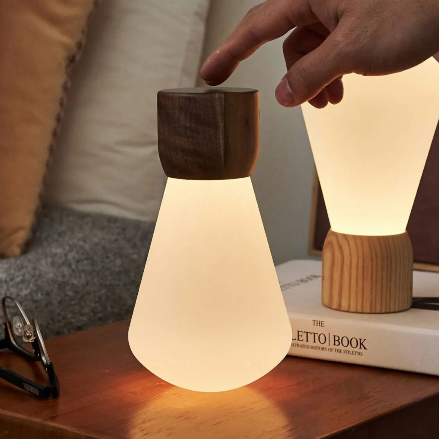 Gingko - Pentagon Light bulb Lamp Large White Ash Wood