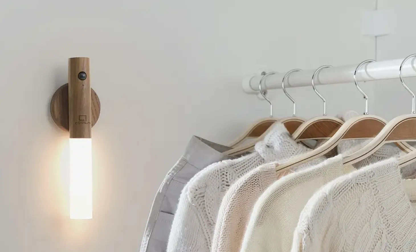 Gingko - Smart Baton Light Walnut