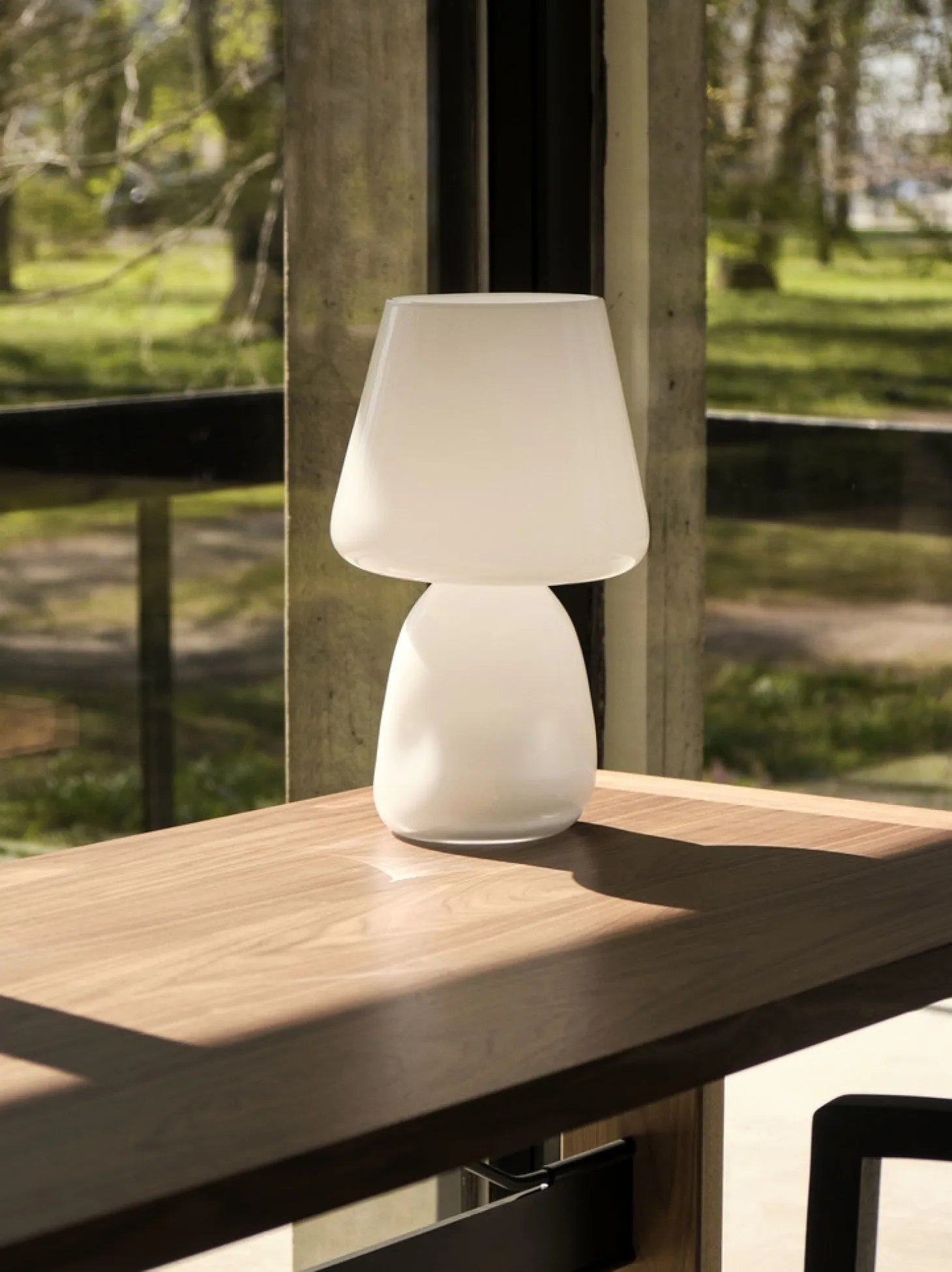 HAY - Bordlampe - Apollo - Hvid - Ø25 X H38 cm