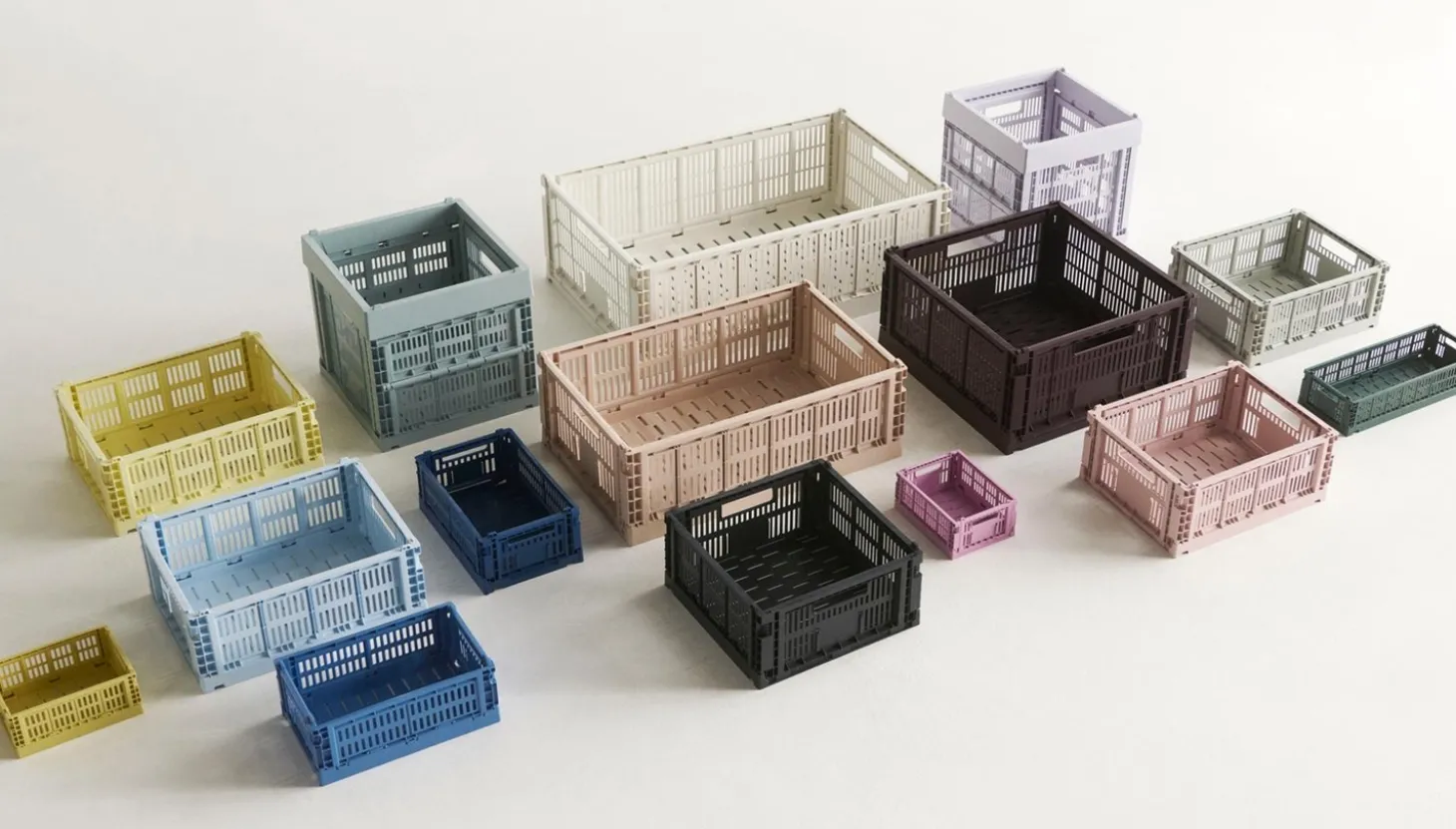 HAY Colour Crate Lid Plastic - Medium - Electric blue