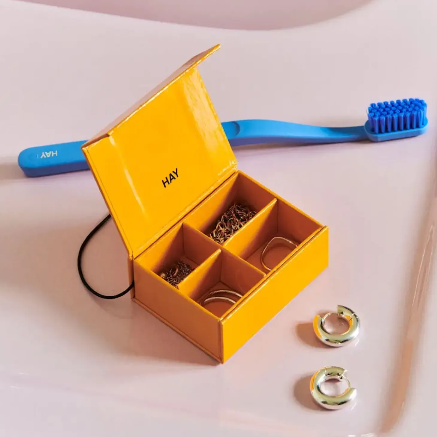 HAY - Colour Storage Travel Jewellery Box - Smykkeskrin - XS - Gul