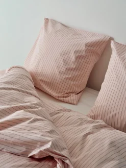 Hay - Fineline Pillow Case - 63 x 60 - Soft pink