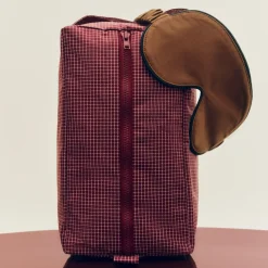 Hay - Grid Wash Bag - Medium - Burgundy