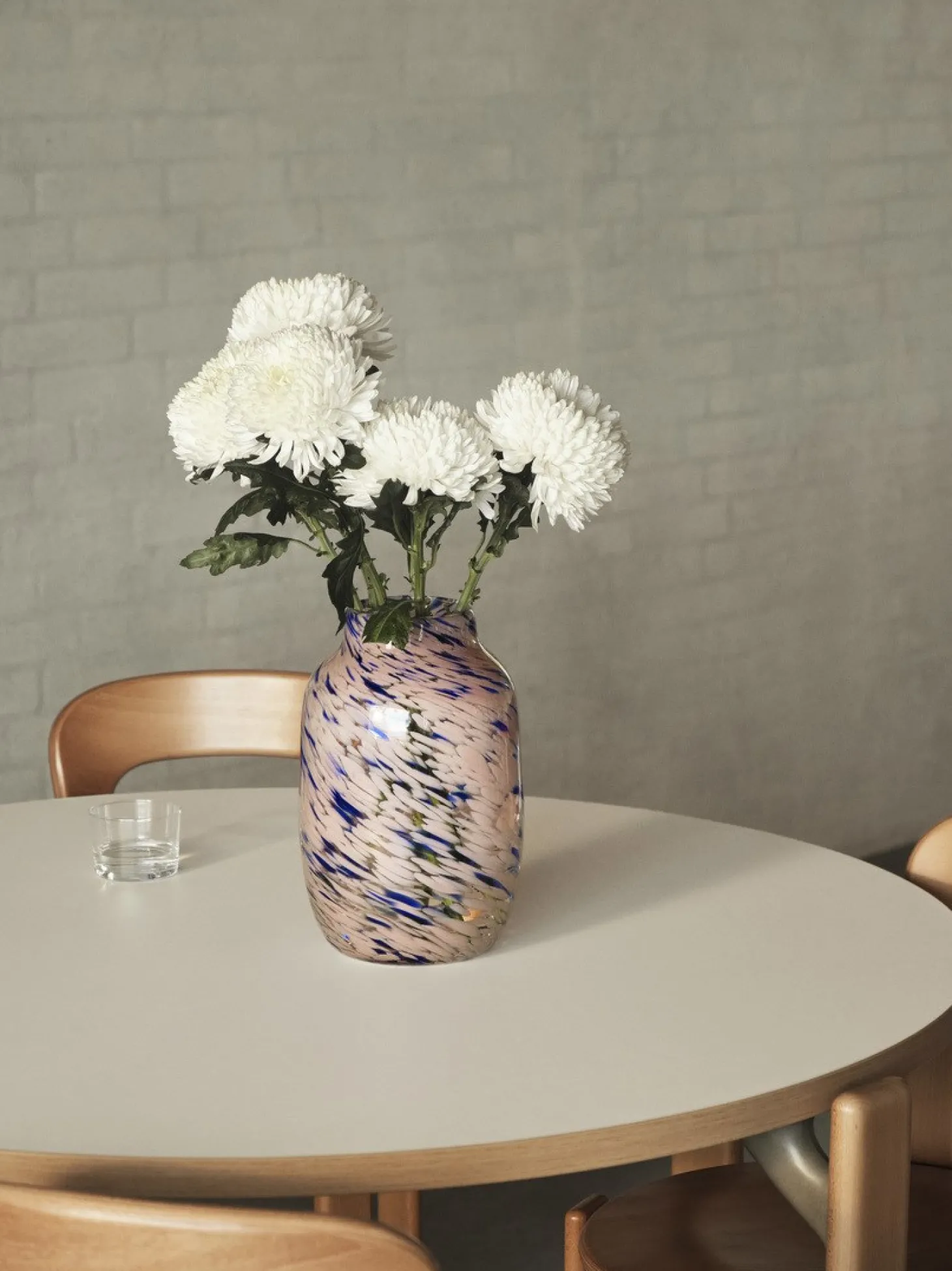 HAY - Splash Vase - Round - L - lys pink og blå