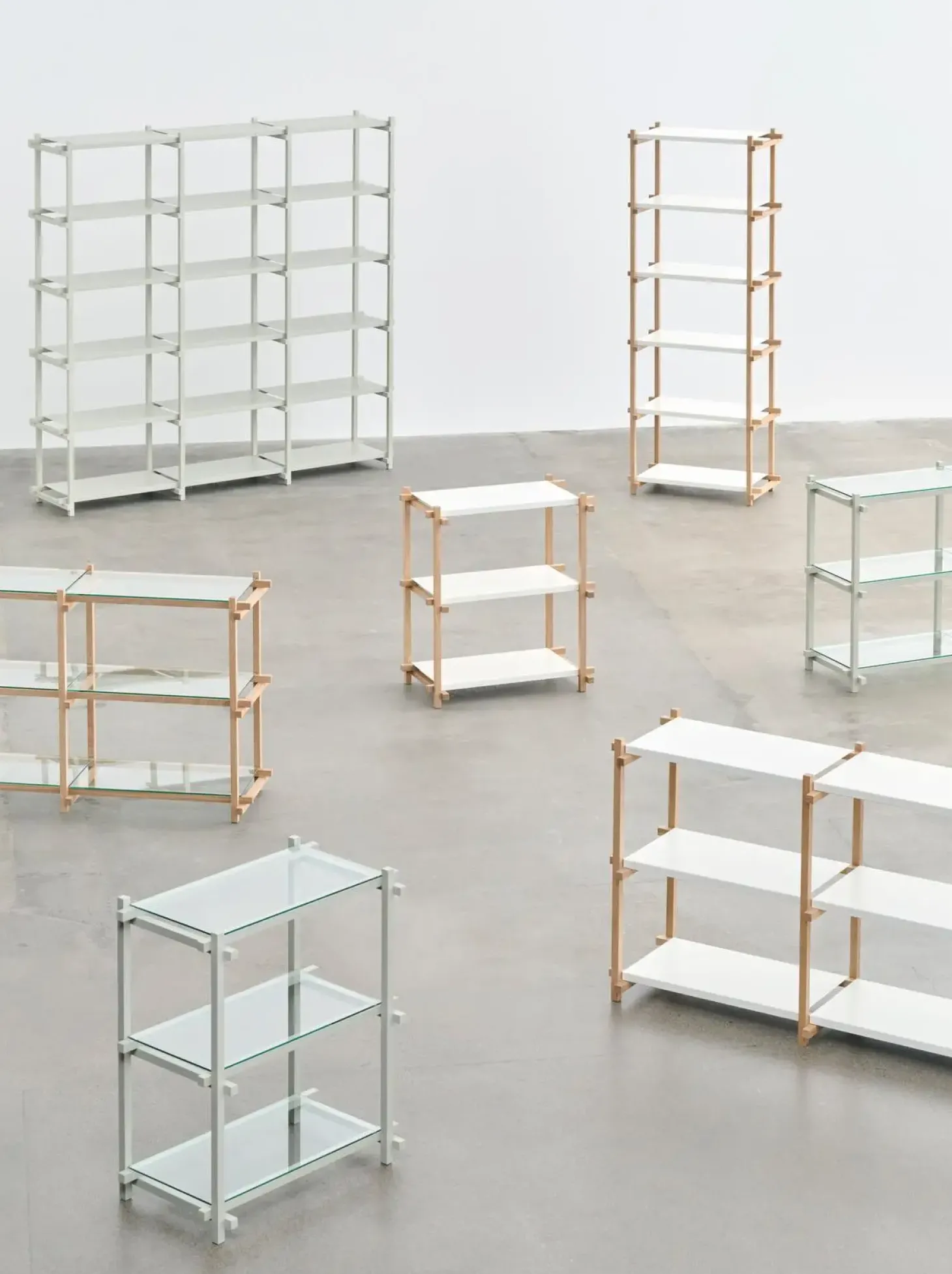 Hay - Woody Reol Shelving 2.0 Low - Hvid/Eg - 9 hylder