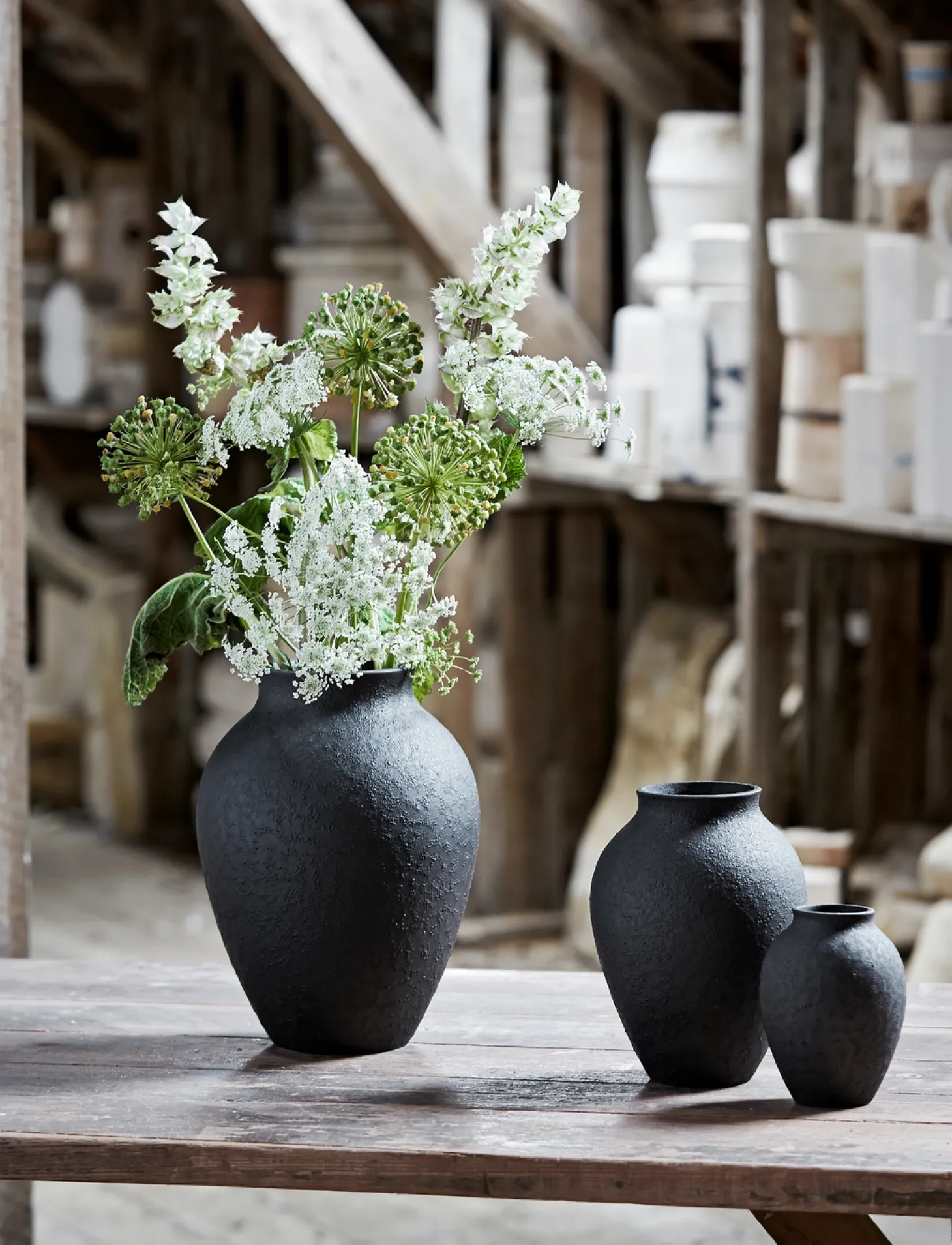 Knabstrup Keramik - vase H 12.5 cm black
