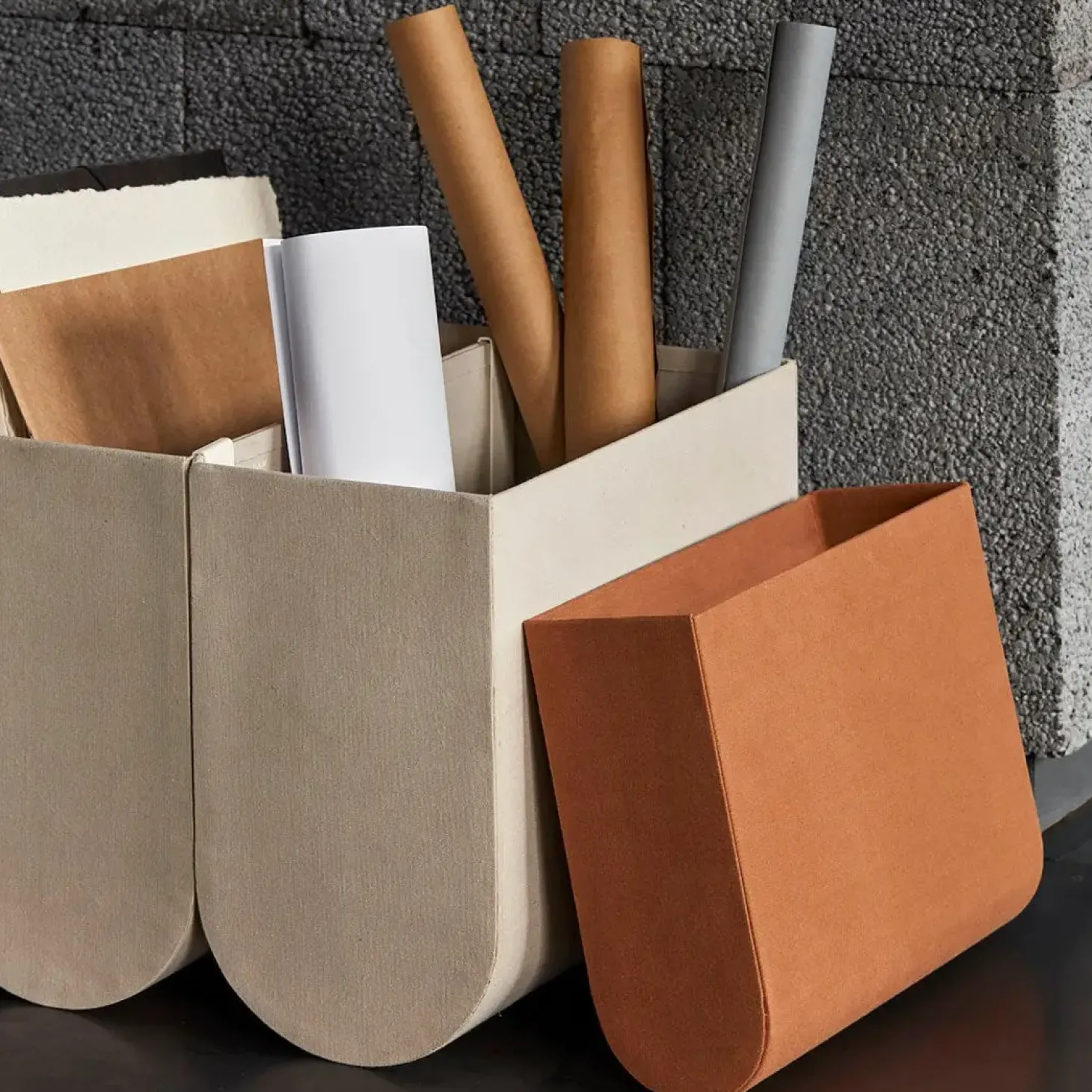 Kristina Dam - Opbevaring - Medium Curved Box - Burnt Brown