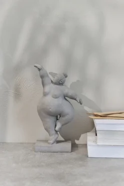 Lene Bjerre - Serafina kvinde figur H28,8 cm. grå