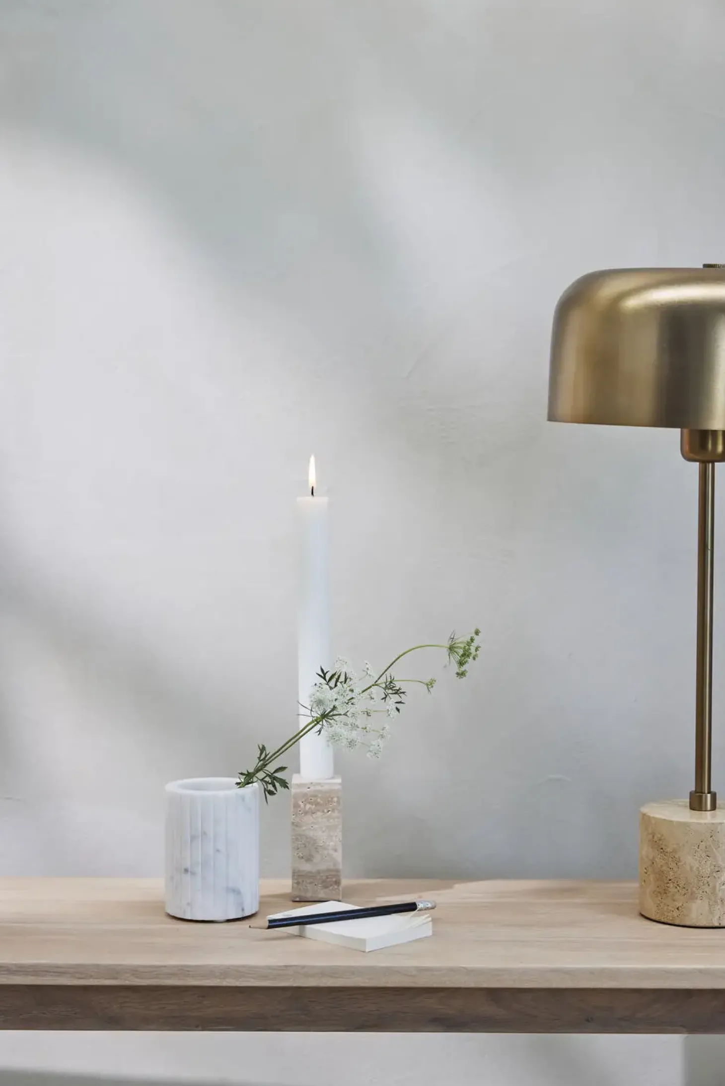 Lene Bjerre - Sofillia bordlampe 98x25 cm. guld marmor