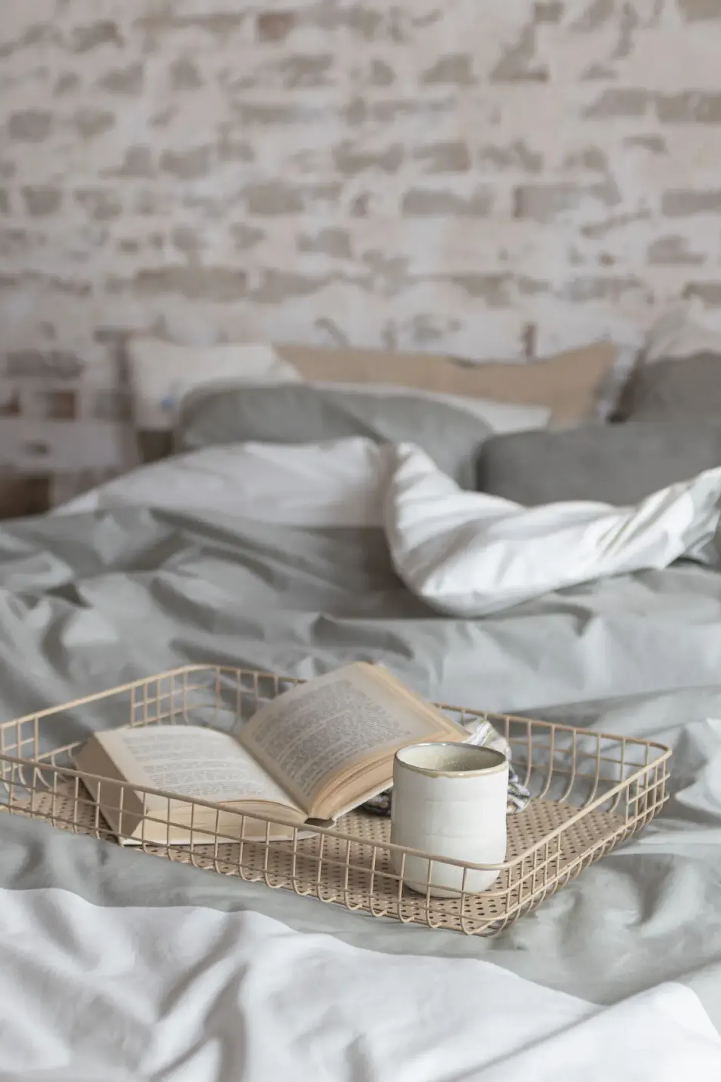 Mette Ditmer - LIFT tray - Sand