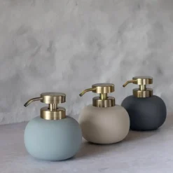 Mette Ditmer - LOTUS dispenser (lav) - Frost Green
