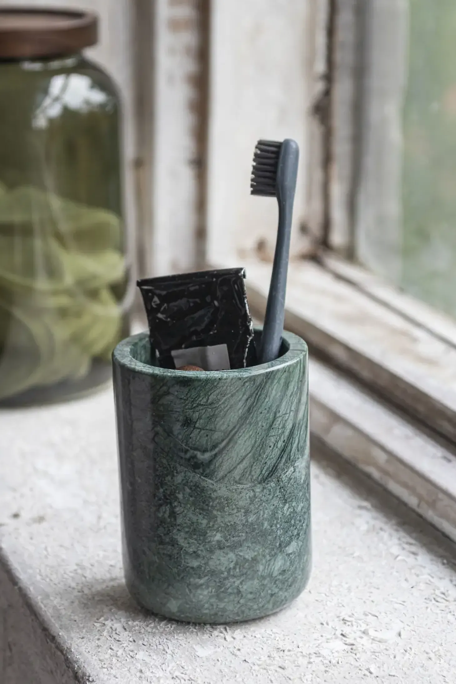 Mette Ditmer - MARBLE toothbrush holder - Dark forest