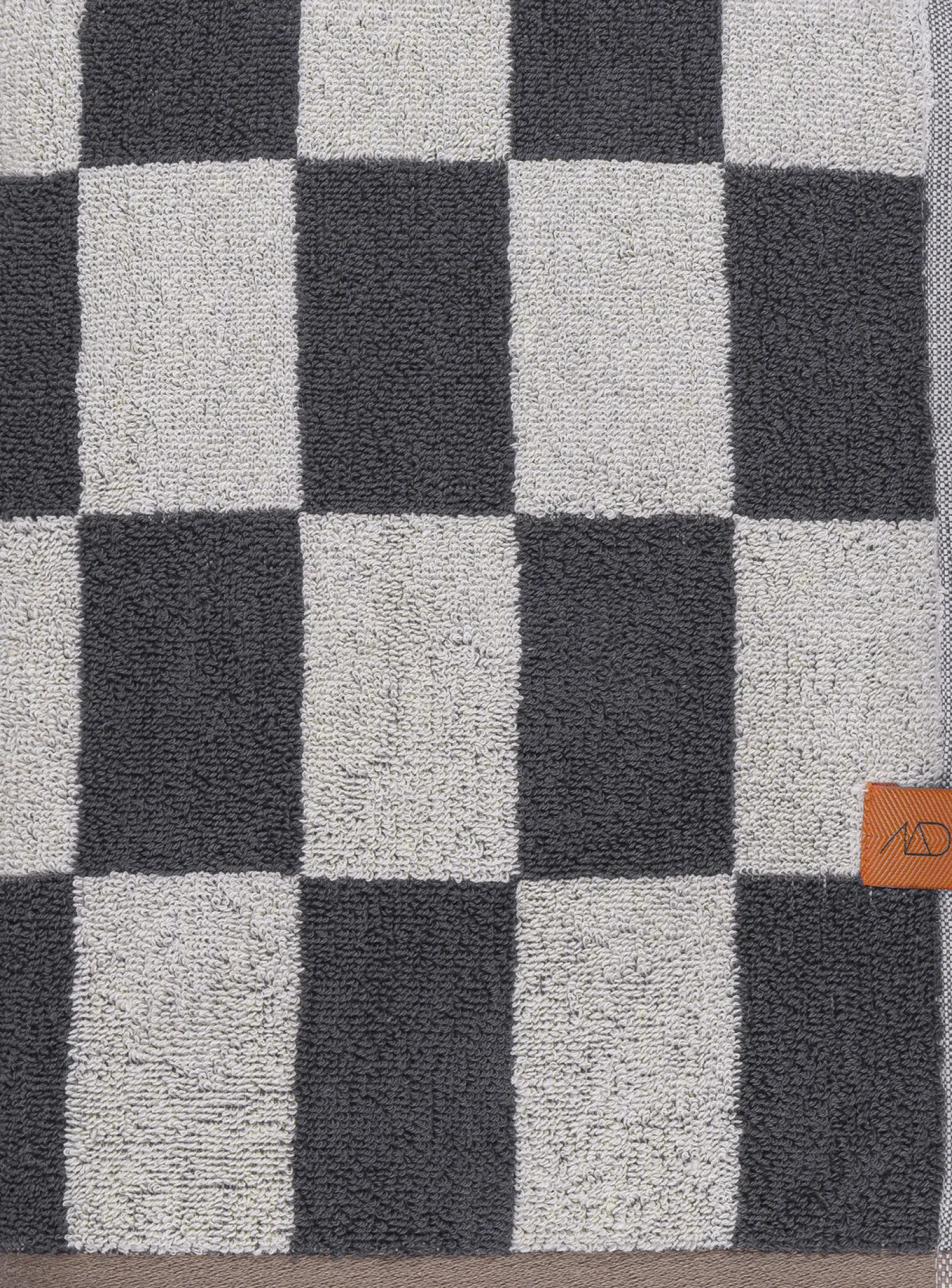 Mette Ditmer - RETRO-håndklæde - Dark grey - W70 x L133 cm