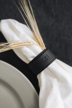 MiLLE W NORDISK DESIGN - Servietholder - Sort læder