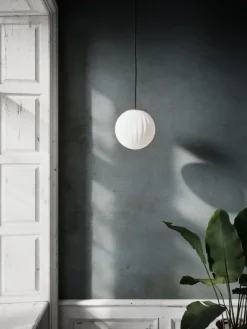 Nordic Tales - Pendel - "Bright Modeco" - m. sort kabel