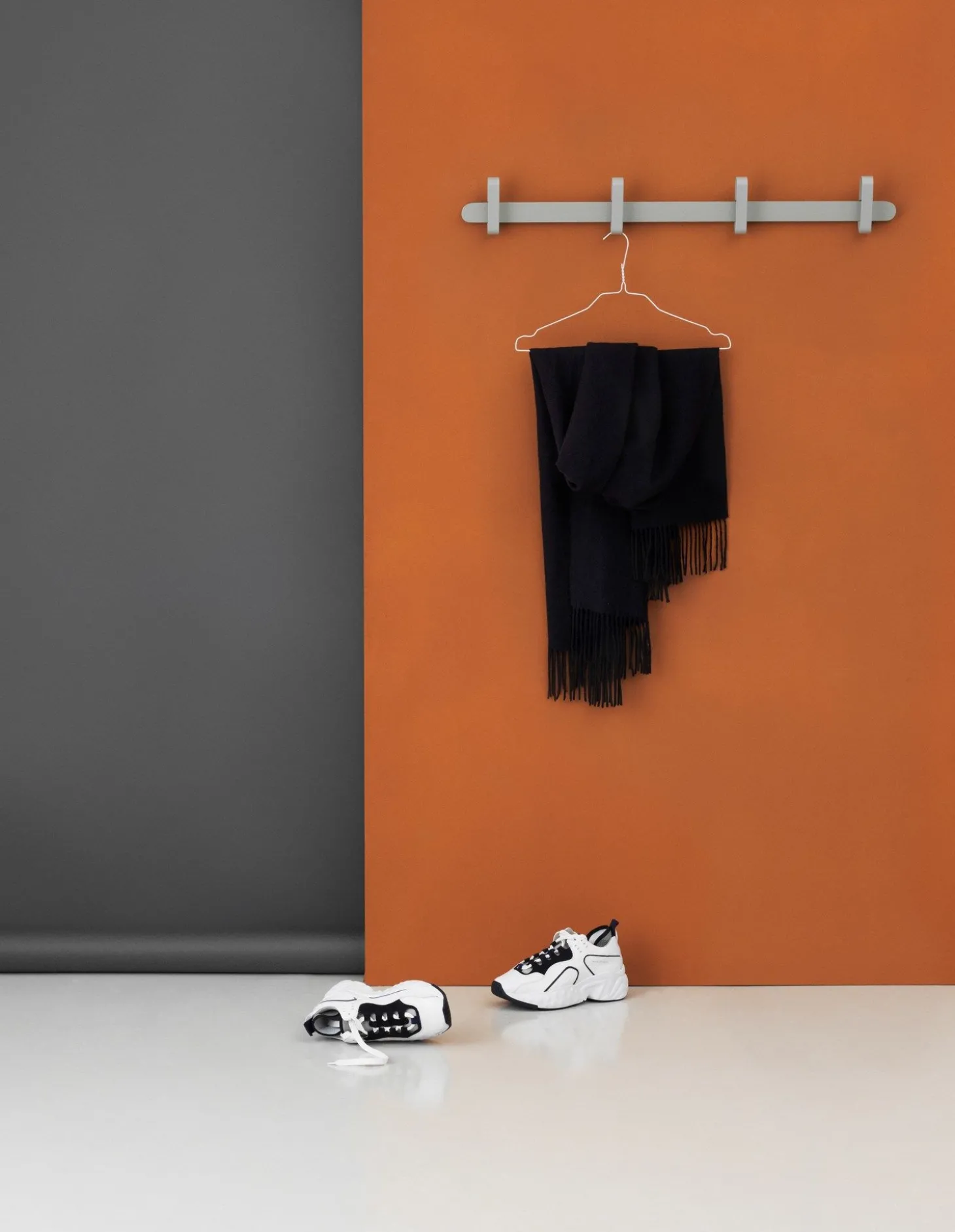 Normann Copenhagen - Hoop - Knagerække - Støvet grøn