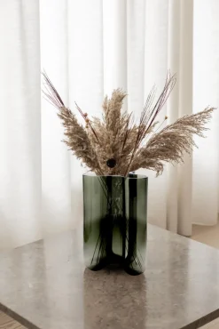 NovoForm - Clover Vase - Large - Smoky Green