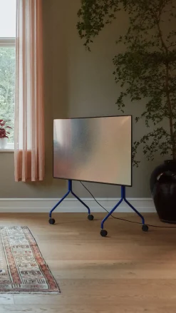 Pedestal - TV-Stander - Moon Rollin - Blå / Ultra Marine