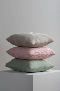 Present time - Cushion Honeycomb knitted cotton soft pink