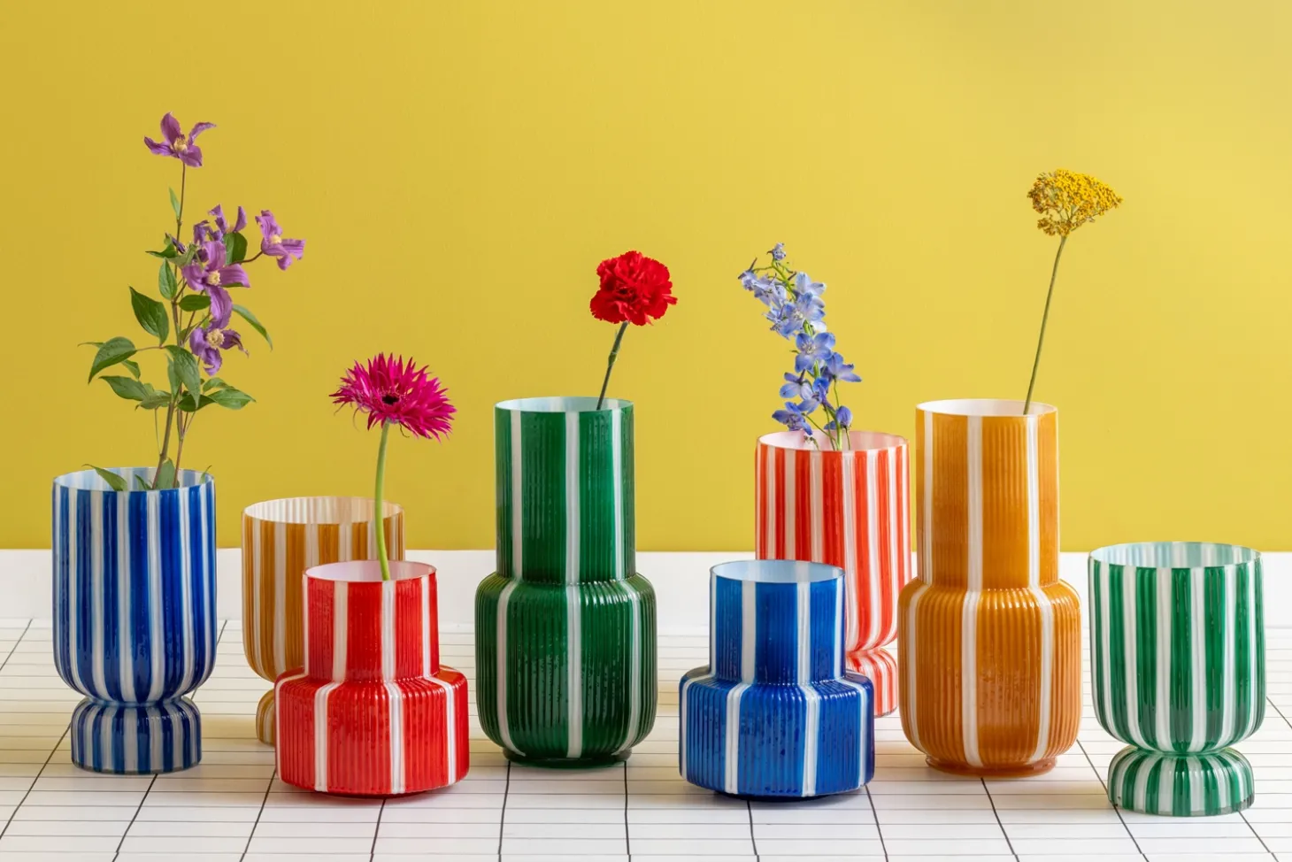 Present time - Vase Rayado Retro high retro green