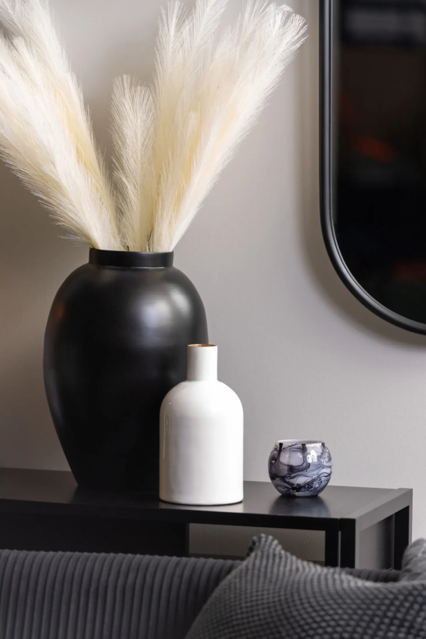 Present time - Votive Blended small glass dark grey