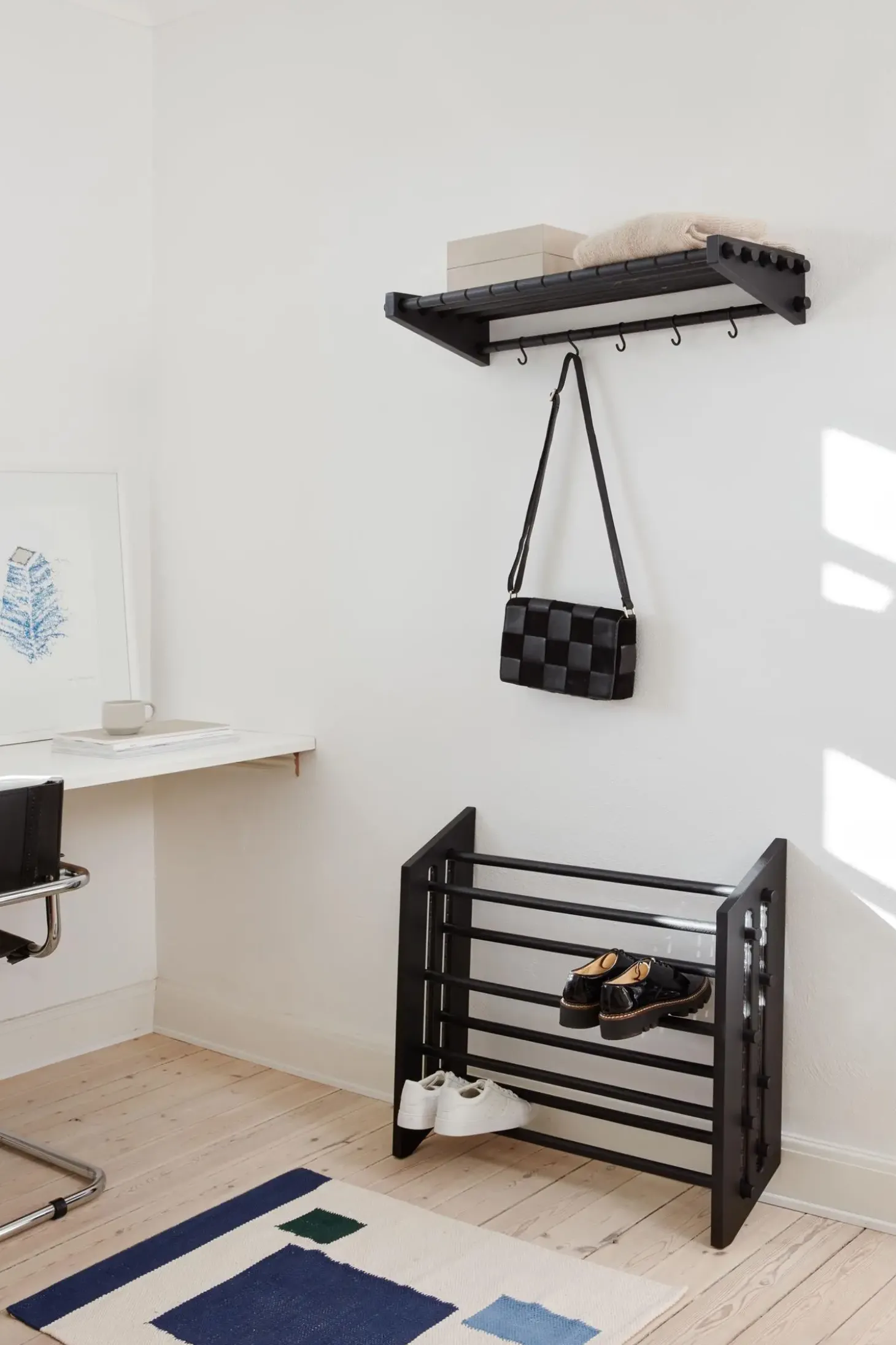 Roon & Rahn by We Do Wood - Moodstand Skostativ Black 12