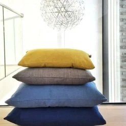 Skriver Collection - Pude - Hotmadi - guld - 45x45 cm