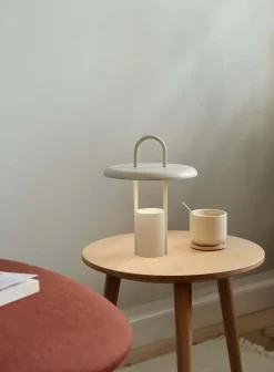 Stelton - Pier portable LED lampe sand