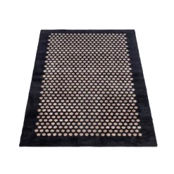 Tica Copenhagen - Smudsmåtte - Dots - Sort/Sand - 67x120 cm