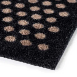 Tica Copenhagen - Smudsmåtte - Dots - Sort/Sand - 67x120 cm