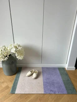 Tica Copenhagen - Smudsmåtte - Stripes Horizon - Lilla/Ivory/Grøn - 40x60 cm