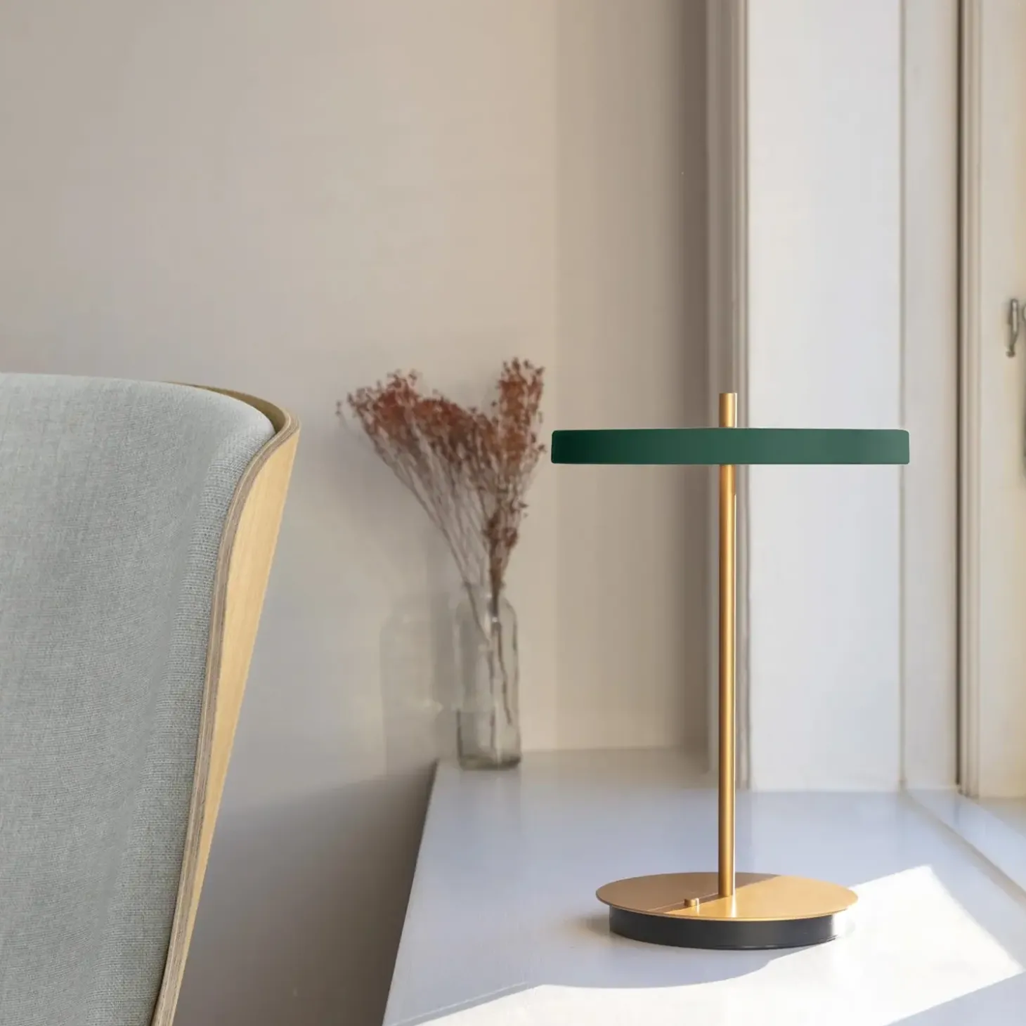 Umage - Bordlampe - Asteria Move - Forest green - Ø20 cm