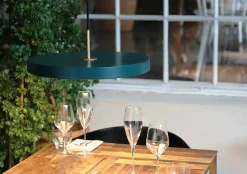 Umage - Pendel m/ messingtop - Asteria - Forest green - Medium Ø43 cm