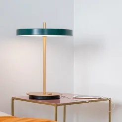 Umage - Table bordlampe - Asteria - Ruby red - Ø31 cm